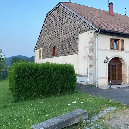 Appartement Indépendant 8 Personnes - Ferme Les Bruyères 1814 *